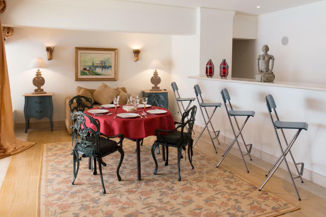 Apartamento Com Piscina Cruz Quebrada Ngoại thất bức ảnh